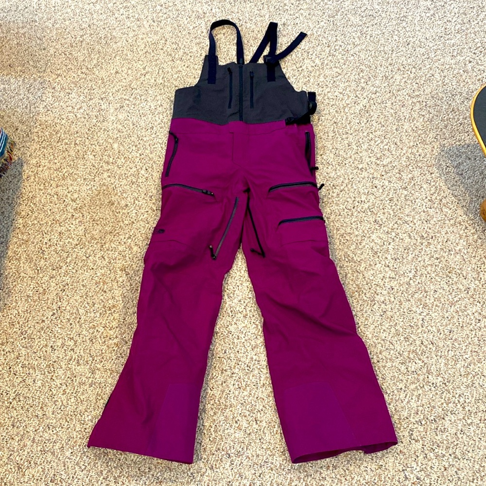 The North Face Women’s Brigandine FUTURELIGHT Bib snow pants
